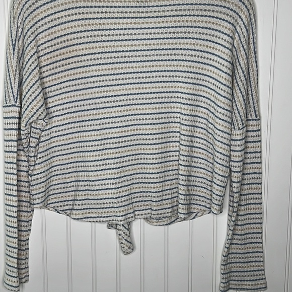 Paper Crane Long Sleeve Crop Tie Waist Shirt Size Medium - Picture 8 of 9